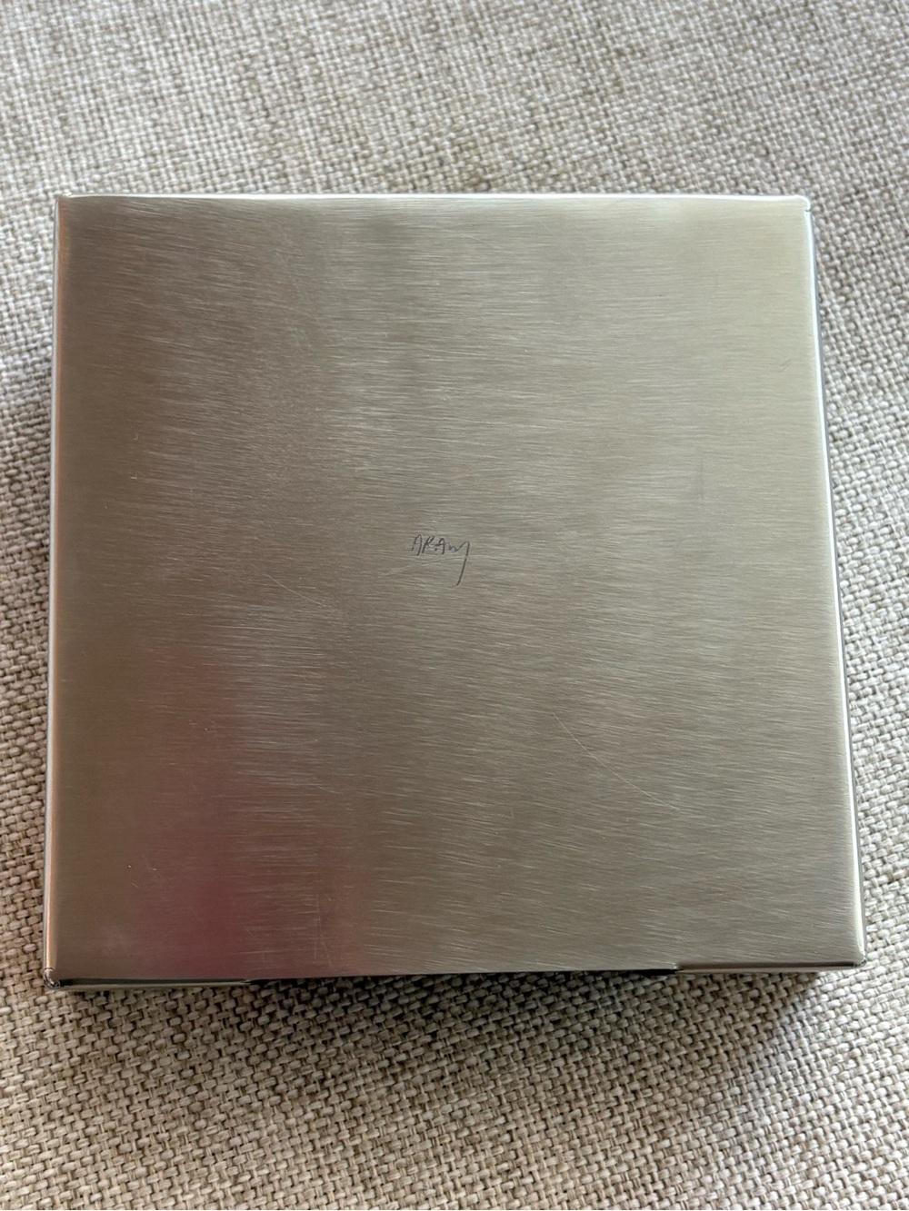 Michael Aram Wheat Cocktail Napkin Holder Black Gold Hinged 5x5 - Picture 5 of 13